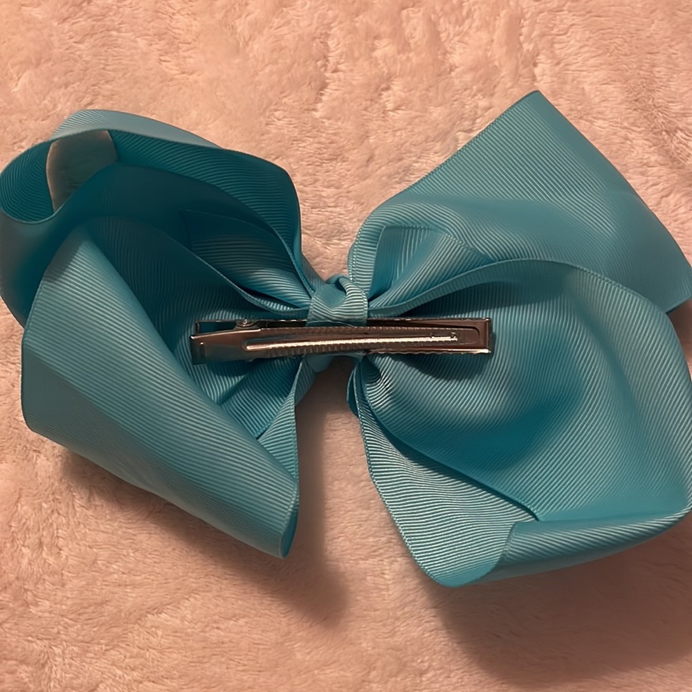 Bow - Picture 3 of 3